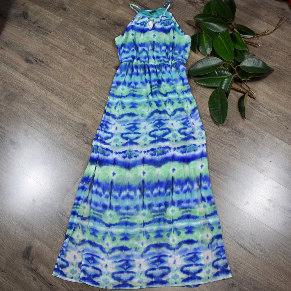 Lily Rose halter maxi - Picture 2 of 7